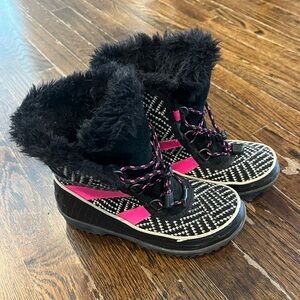 Sorel Girls’ Snow Boots